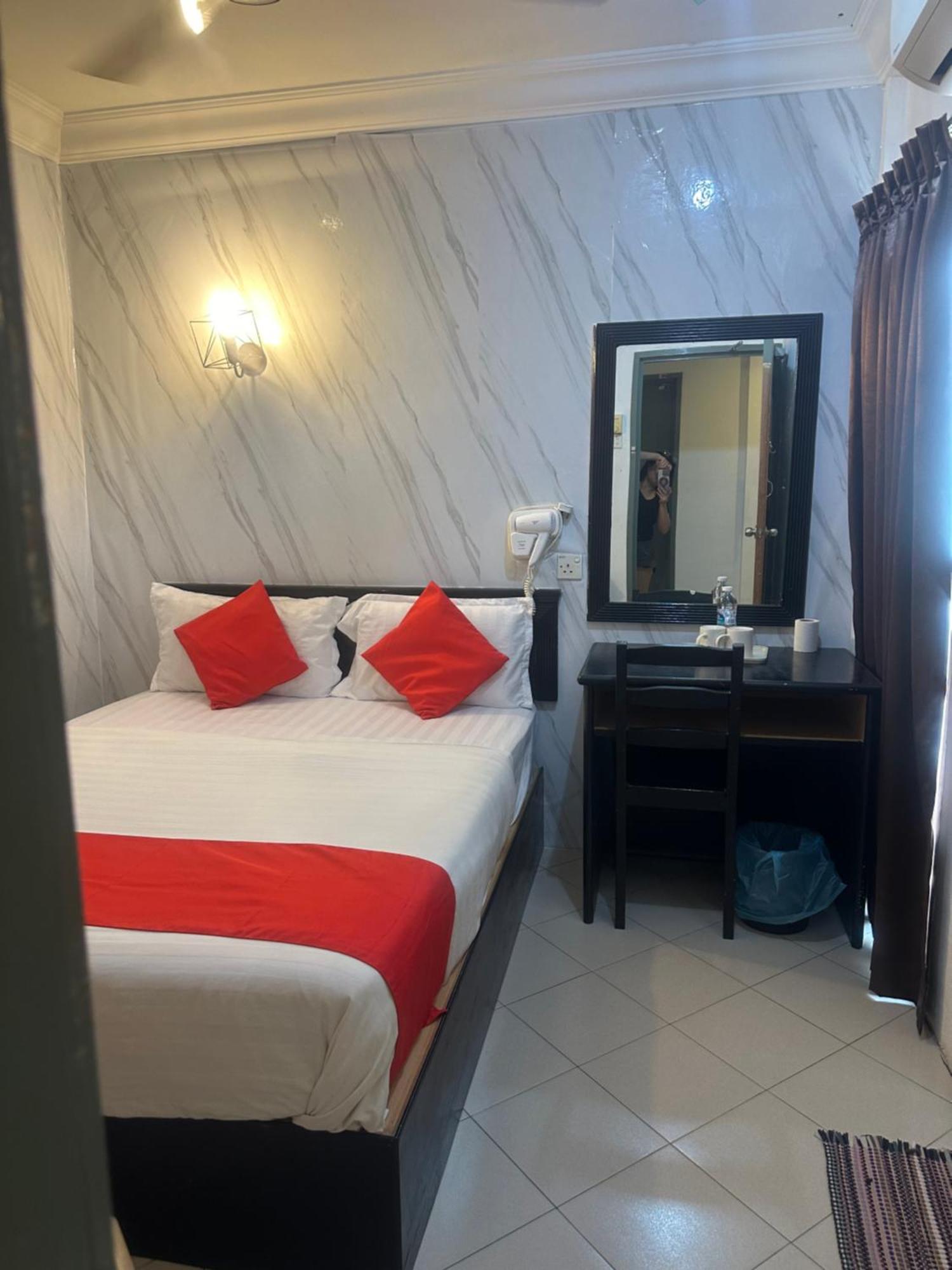 V Hotel 틀룩인탄 외부 사진